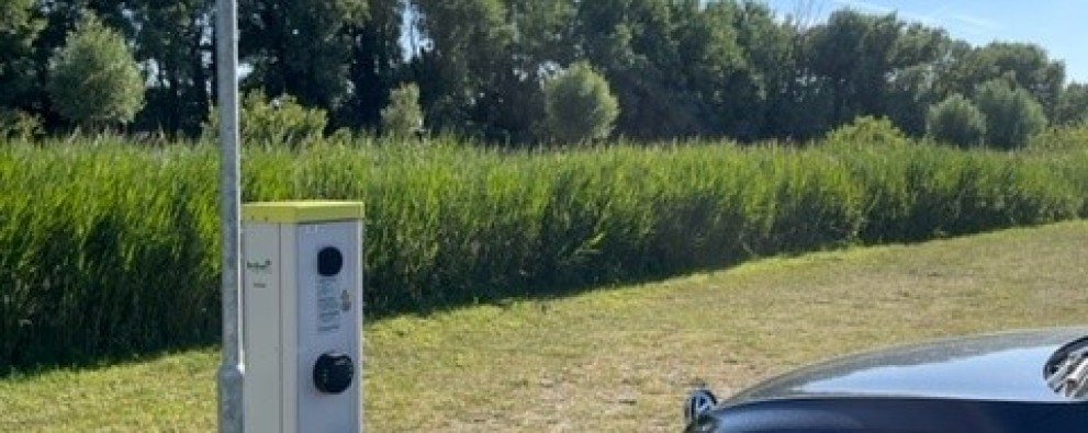 Laadpaal algemene parkeerplaats.jpg